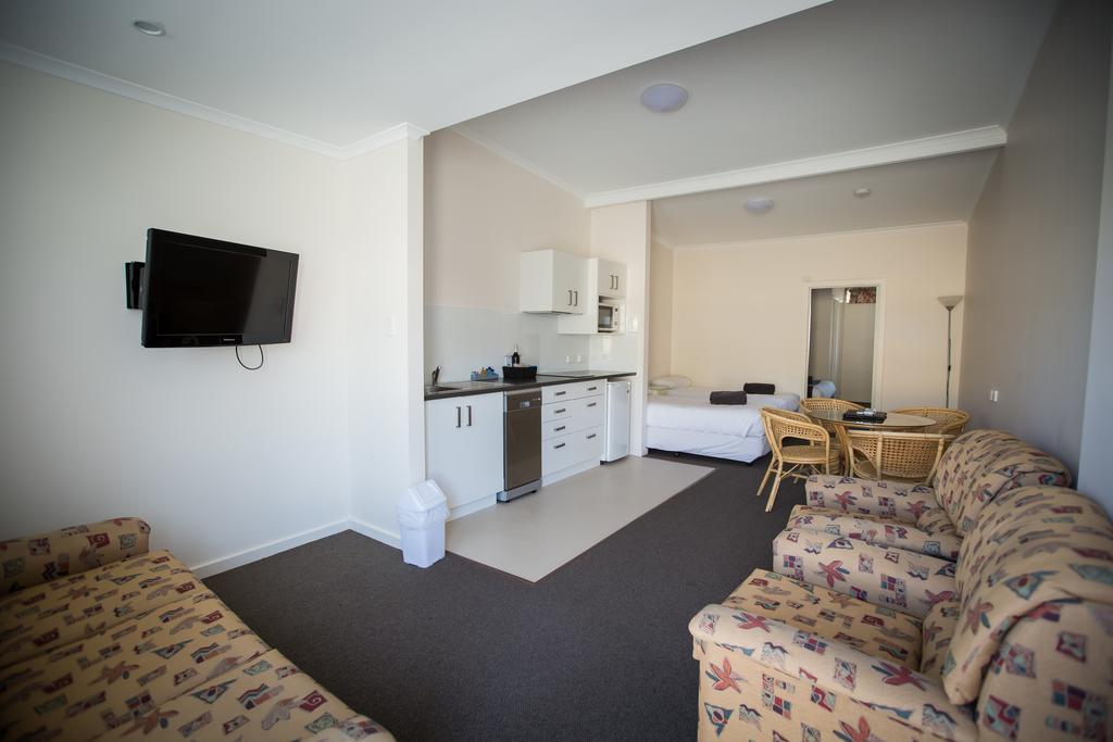 Abel Tasman Airport Motor Inn Лонсестон Екстер'єр фото