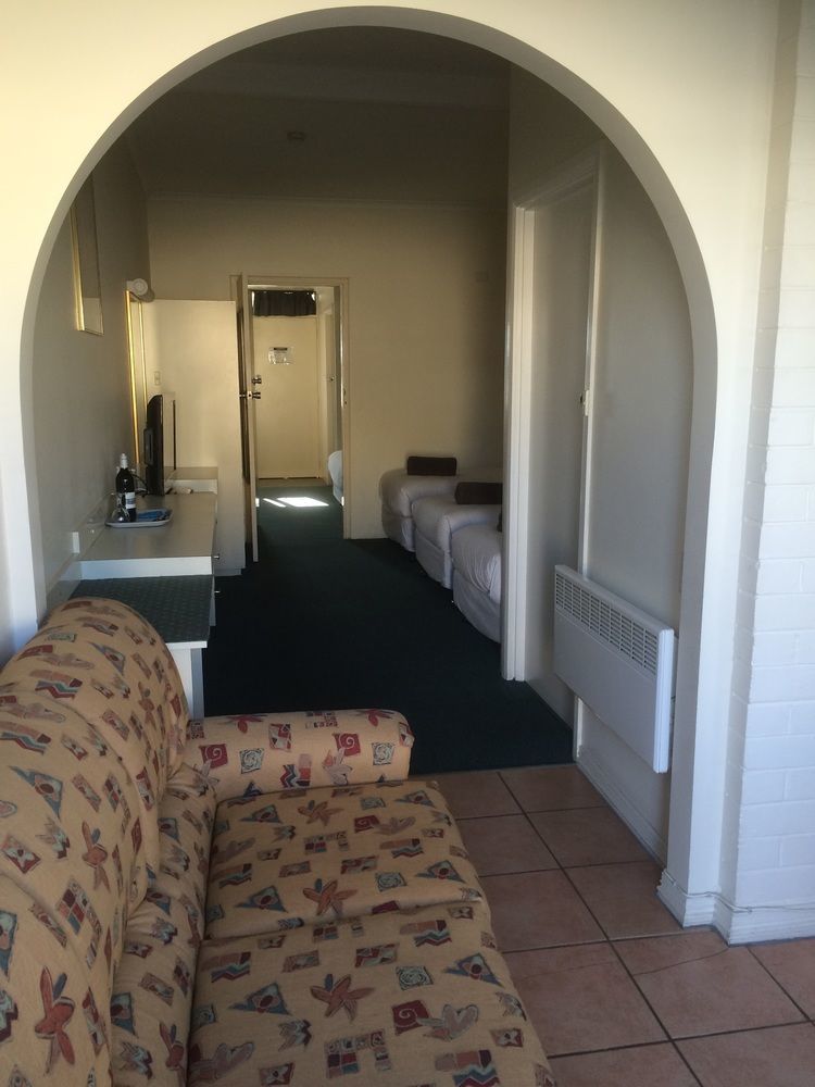 Abel Tasman Airport Motor Inn Лонсестон Екстер'єр фото
