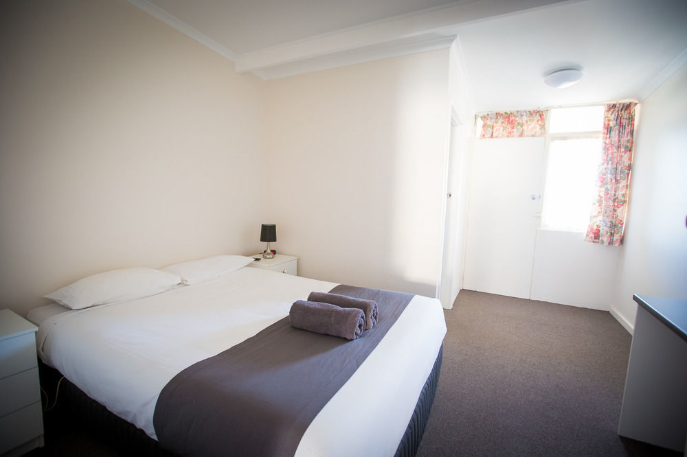 Abel Tasman Airport Motor Inn Лонсестон Екстер'єр фото