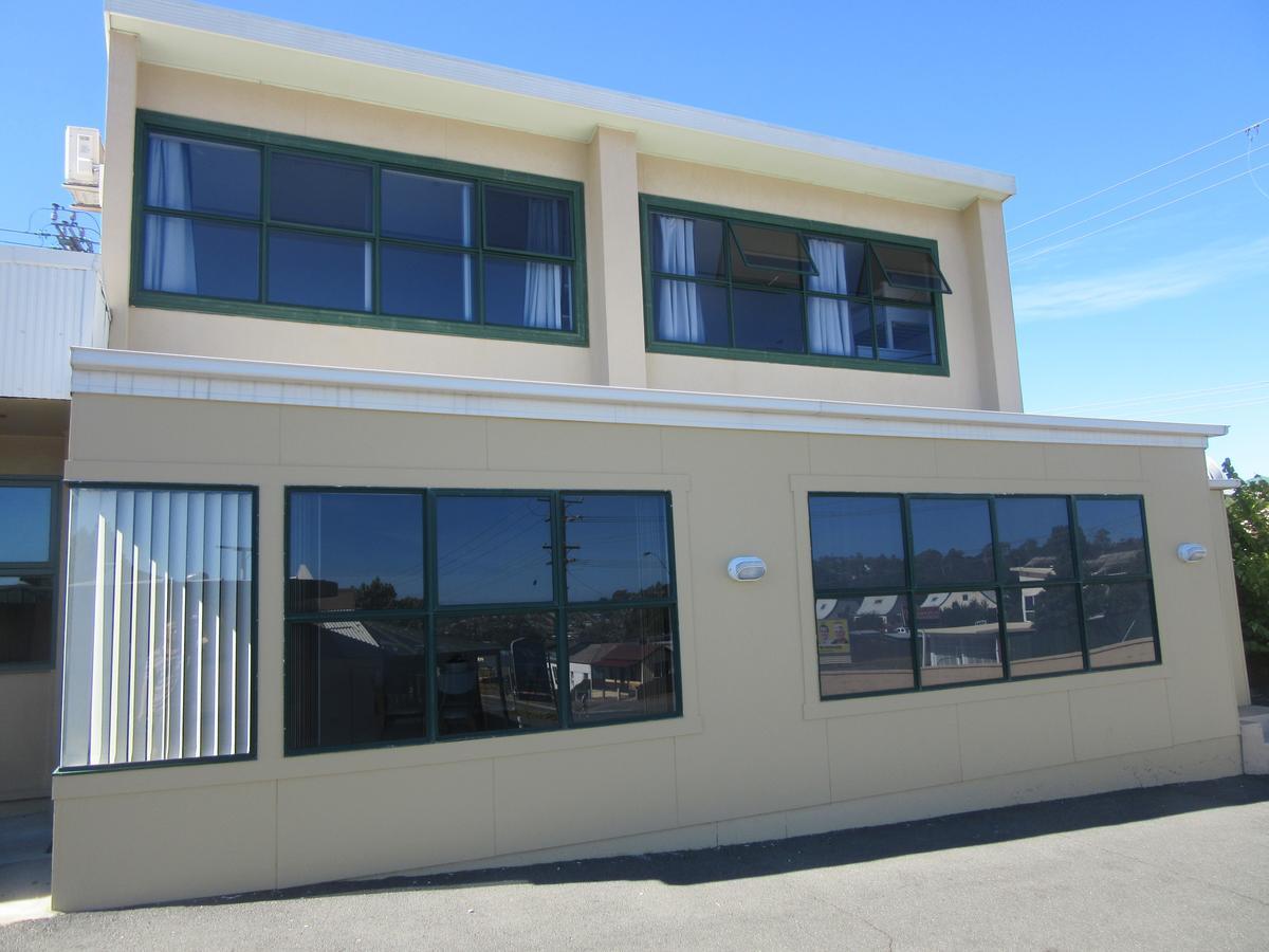 Abel Tasman Airport Motor Inn Лонсестон Екстер'єр фото