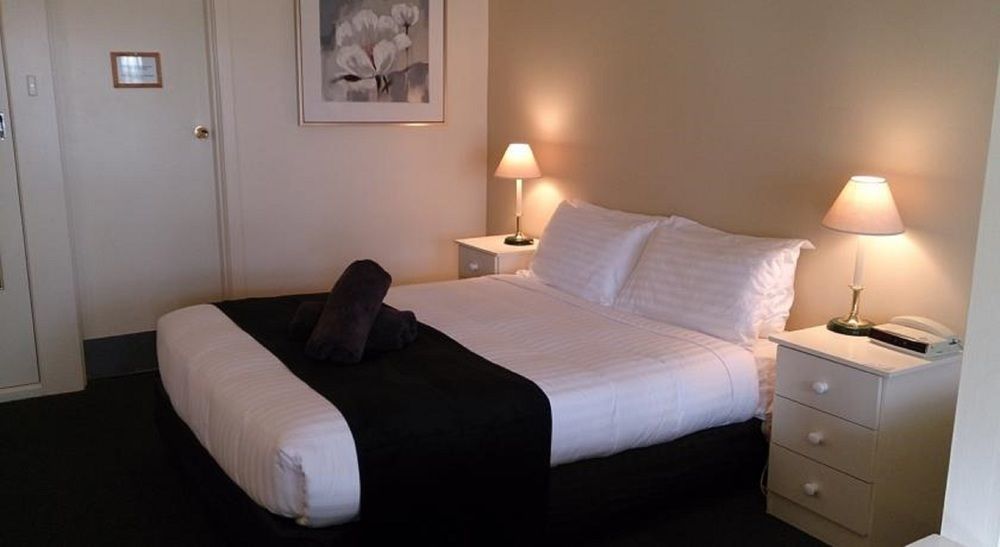 Abel Tasman Airport Motor Inn Лонсестон Екстер'єр фото