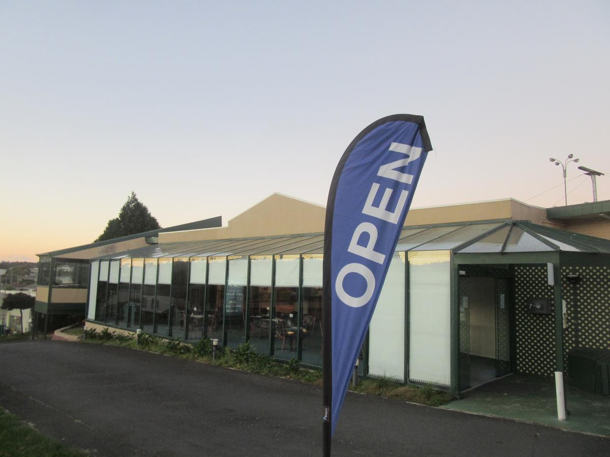 Abel Tasman Airport Motor Inn Лонсестон Екстер'єр фото